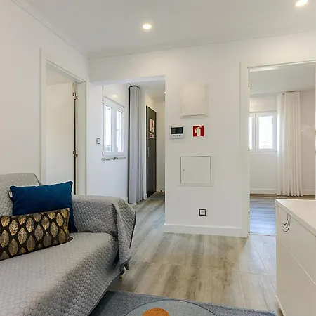 Myplacelisbon - Lumiar Luxury House Tatil Evi *