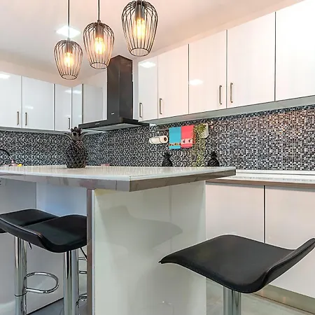 Holiday home Myplacelisbon - Lumiar Luxury House *