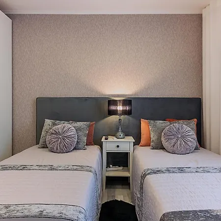 Myplacelisbon - Lumiar Luxury House * Lisbon